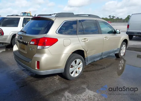 2010 Subaru Outback 2.5I Limited z USA, uszkodzony, nr VIN 4S4BRCKC3A3310887